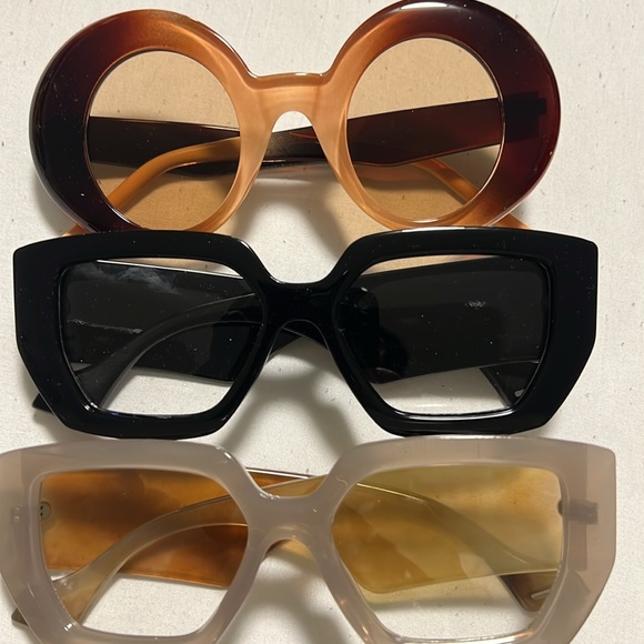 Stylish and Cute Glasses 🤓 - Picture 3 of 3